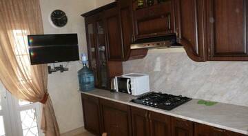 Фото номера Бунгало с 2 спальнями Гостиница Guest House Solnechny Briz г. Сукко 11