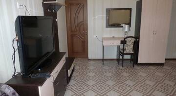 Фото номера Стандартный люкс Гостиница Guest House Solnechny Briz г. Сукко 3