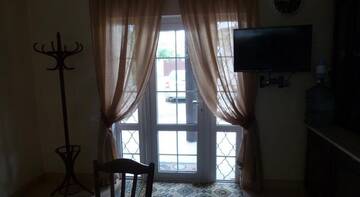 Фото номера Бунгало с 2 спальнями Гостиница Guest House Solnechny Briz г. Сукко 14
