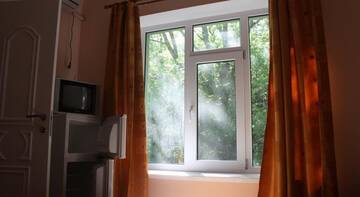 Фото номера Трехместный номер с основными удобствами Гостевой дом Guest House Mirana г. Сукко 2