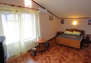 Фото номера Номер  Гостиница Viktoriya Guest House г. Сукко 8