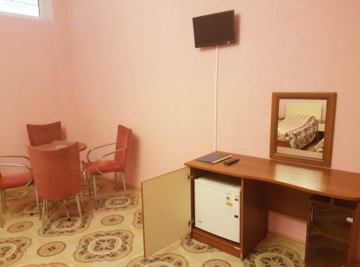Фото номера Четырехместный номер на цокольном этаже  Гостиница Индиго г. Сукко 5