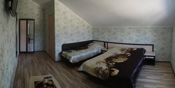 Фото номера Классический трехместный номер Гостевой дом Джулия г. Сукко 6